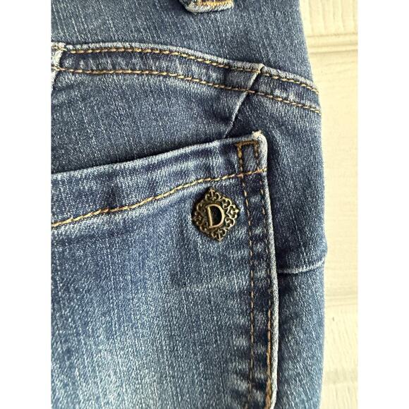 Democracy Women’s AbSolution Ab Technology Distressed Jeans Sz 6 Minimalist - Picture 4 of 6